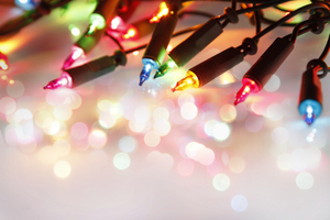5 Electrical Safety Tips for Holiday Lights